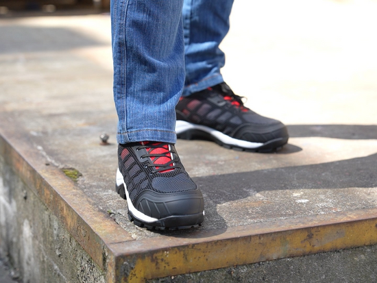 PANTOFI DE LUCRU SPORT POMPA S1P, MĂRIMEA 37