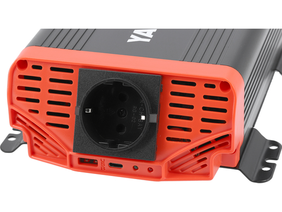 INVERTOR TENSIUNE 12V/230V 300W