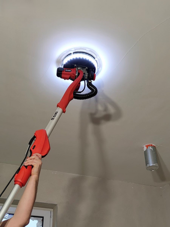 MAȘINĂ ȘLEFUIT PEREȚI 820 W