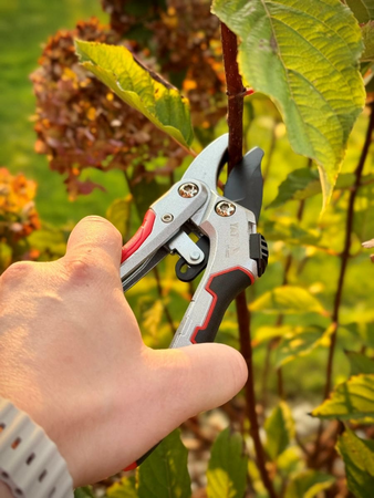 FOARFECĂ DE GRĂDINĂ CU CLICHET 190MM