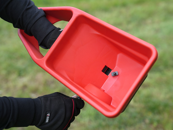 SEMĂNĂTOARE MAN.PT.FERT. SEMIN#E 3L