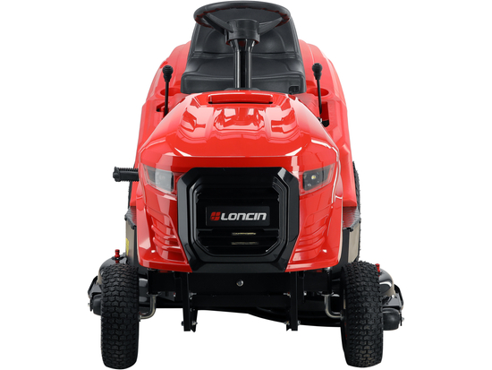 TRACTORAȘ TUNS IARBA