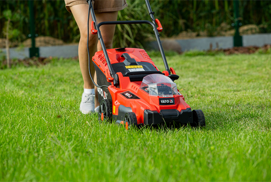 MAȘINĂ DE TUNS IARBA 43CM 2X18V, FĂRĂ ACUMULATOR