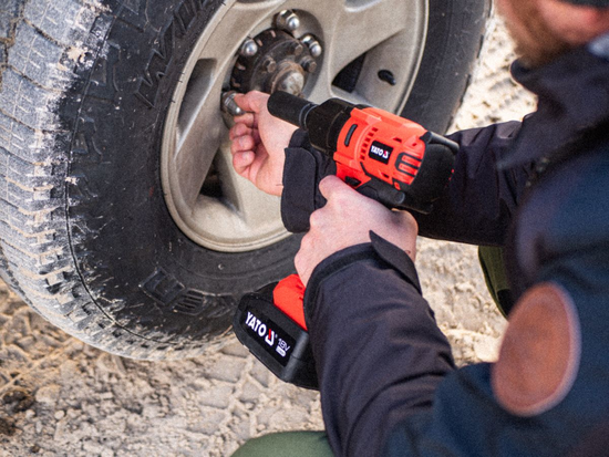 PISTOL DE IMPACT 18V 1/2'' 700NM, 1X3AH