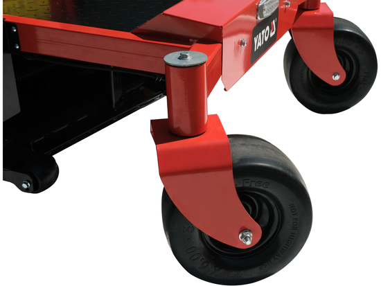 TRACTORAȘ TUNS IARBA, ZERO-TURN