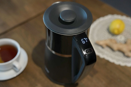 FIERBĂTOR ELECTRIC 1,7L, CONTROLUL TEMPERATURII, NEGRU