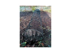 TUNEL NEGRU PENTRU PROTECȚIA PLANȚELOR