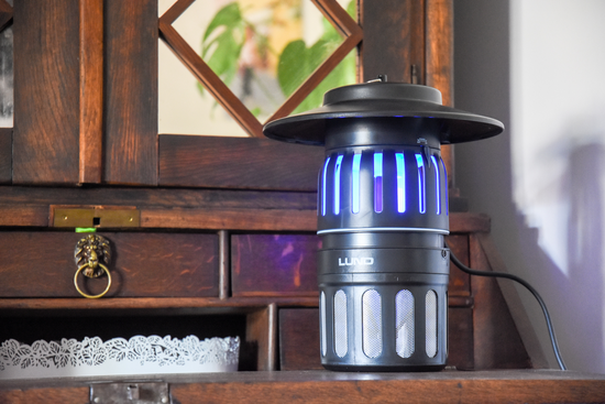 LAMPĂ UV-A, PENTRU INSECTE, CU VENTILATOR, 15W, IPX4