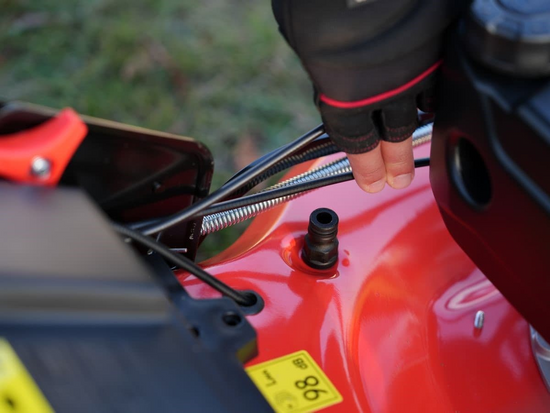 MAȘINĂ DE TUNS IARBA, PE BENZINĂ, CU AUTOPROPULSIE, 56CM, 4.5KW