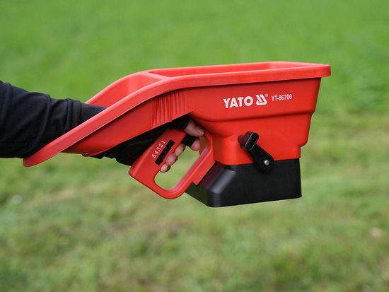 SEMĂNĂTOARE MAN.PT.FERT. SEMIN#E 3L