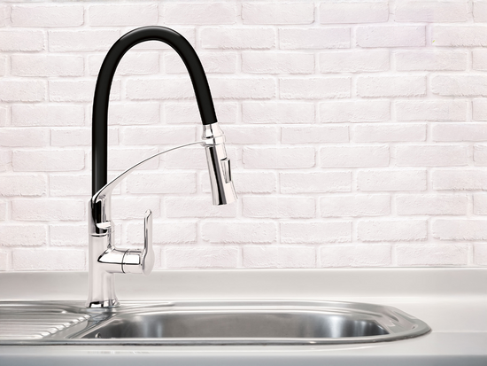 BATERIE CU TUB FLEXIBIL, CAP TIP DUȘ, NEGRU