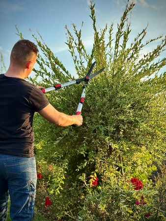 FOARFECĂ TELESCOPICĂ PENTRU GARD VIU CU LAMĂ DREAPTĂ, MÂNER ALUMINIU