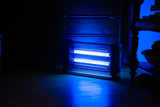 LAMPA INSECTE UV-A 26W