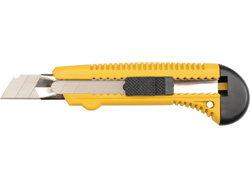 CUTTER CU PROTECȚIE, 18MM