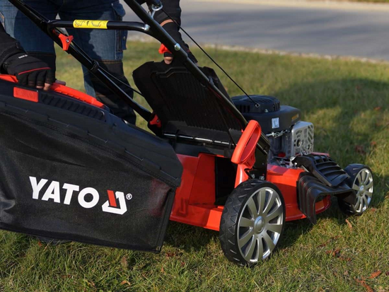 MAȘINĂ DE TUNS IARBA, PE BENZINĂ, CU AUTOPROPULSIE, 46CM