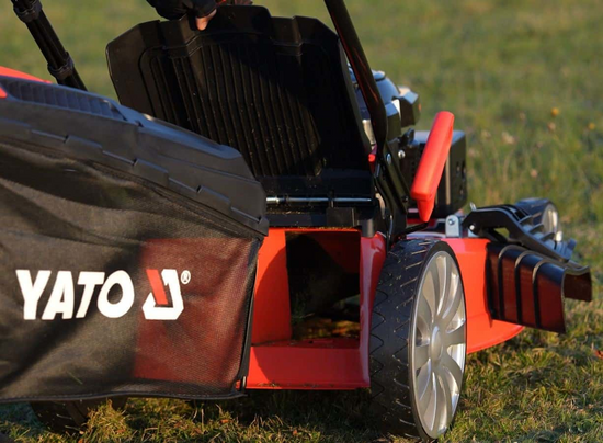 MAȘINĂ DE TUNS IARBA, PE BENZINĂ, CU AUTOPROPULSIE, 53CM