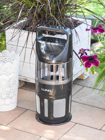 LAMPĂ UV-A, PENTRU INSECTE, CU VENTILATOR, 15W