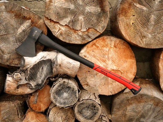 TOPOR CU MĂNER DIN FIBRĂ DE STICLĂ 1800G