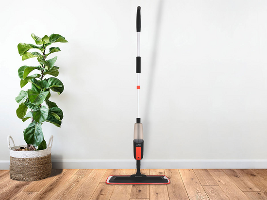 MOP CU PULVERIZATOR CU SĂLĂTOR DE GEAMURI (2 ÎN 1)