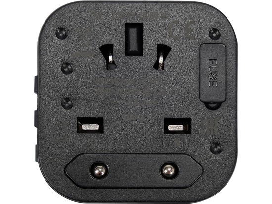 ADAPTOR UNIVERSAL DE CĂLĂTORIE