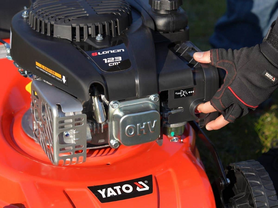 MAȘINĂ DE TUNS IARBA, PE BENZINĂ, 41CM