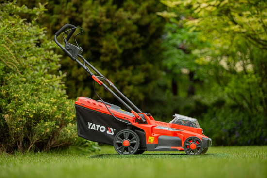 MAȘINĂ DE TUNS IARBA 43CM 2X18V, FĂRĂ ACUMULATOR