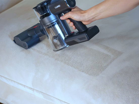 ASPIRATOR VERTICAL CU ACUMULATOR 200W