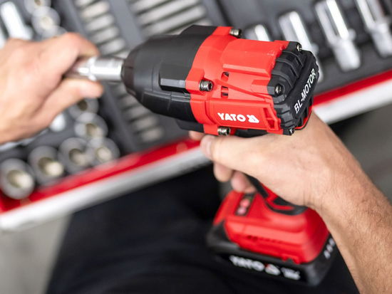 PISTOL DE IMPACT 18V 850NM FĂRĂ ACUMULATOR