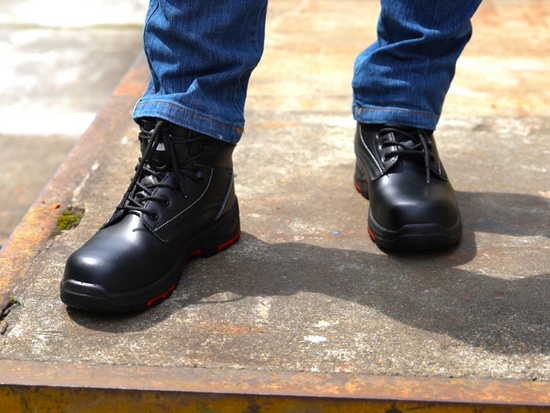 GHETE DE LUCRU ''TARAN'', MĂRIMEA 40