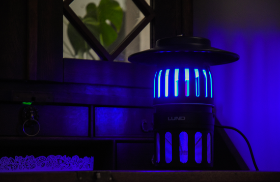 LAMPĂ UV-A, PENTRU INSECTE, CU VENTILATOR, 15W, IPX4