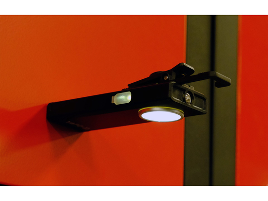 LANTERNĂ 500LM, LI-PO, 3.7V 1500MAH