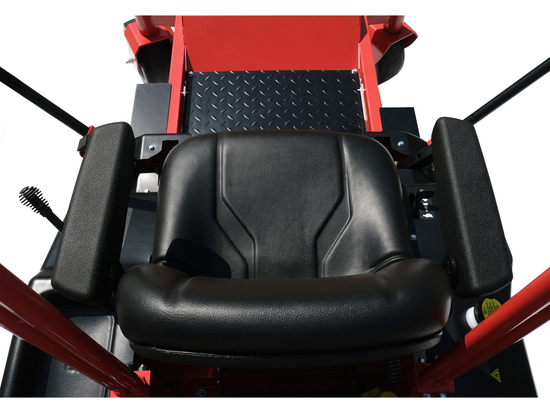 TRACTORAȘ TUNS IARBA, ZERO-TURN