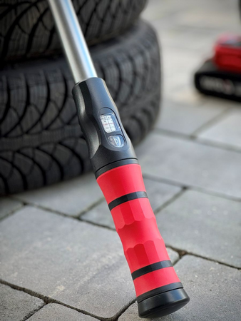 CHEIE DINAMOMETRICĂ DE PRECIZIE 1/2'' 40-220NM