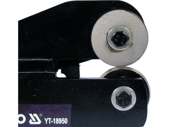 FOARFECĂ CU ROLE PENTRU TĂIEREA TABLEI